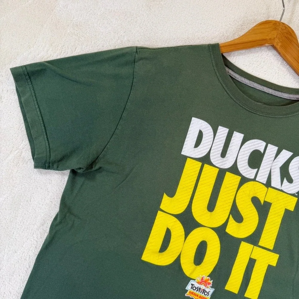 Nike Oregon Ducks Just Do It Tostitos Fiesta Bowl T-Shirt Green Mens Large NCAA